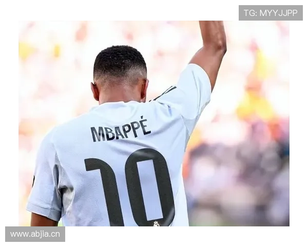 姆巴佩加盟后皇家马德里战术体系融合进展与近期表现分析