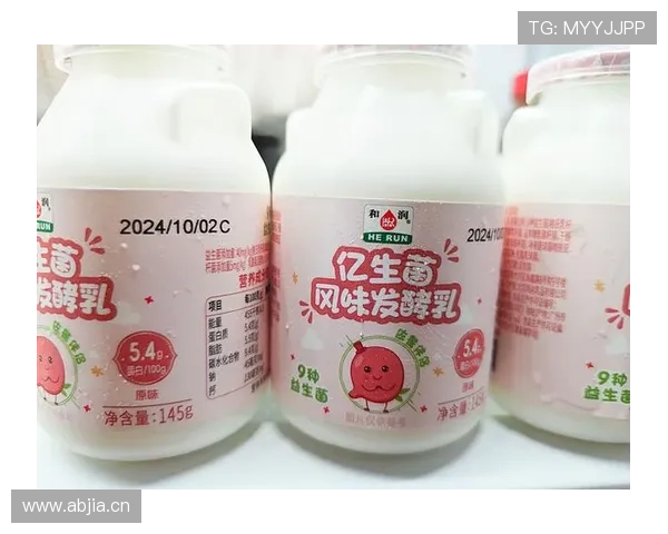 张楠家的冰箱里塞满蛋白粉，连瓶啤酒都找不到