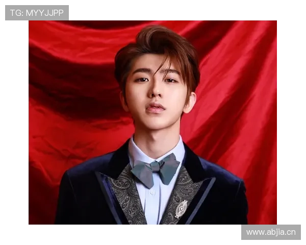 张博恒领奖台上像流量小生，私下拎塑料袋买菜的样子竟然这么反差，笑喷了