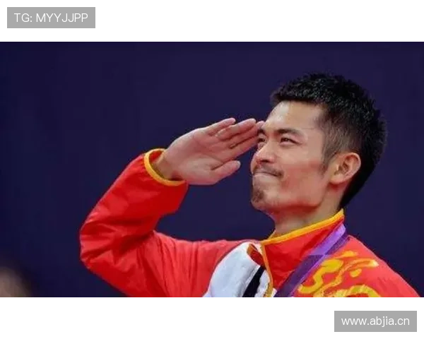 林丹赛场外买包比我工资都多，平时还真就这么奢侈？